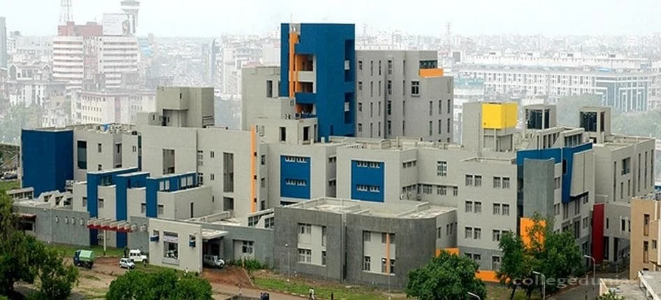 Surat Municipal Institute of Medical Education & Research (SMIMER) campus