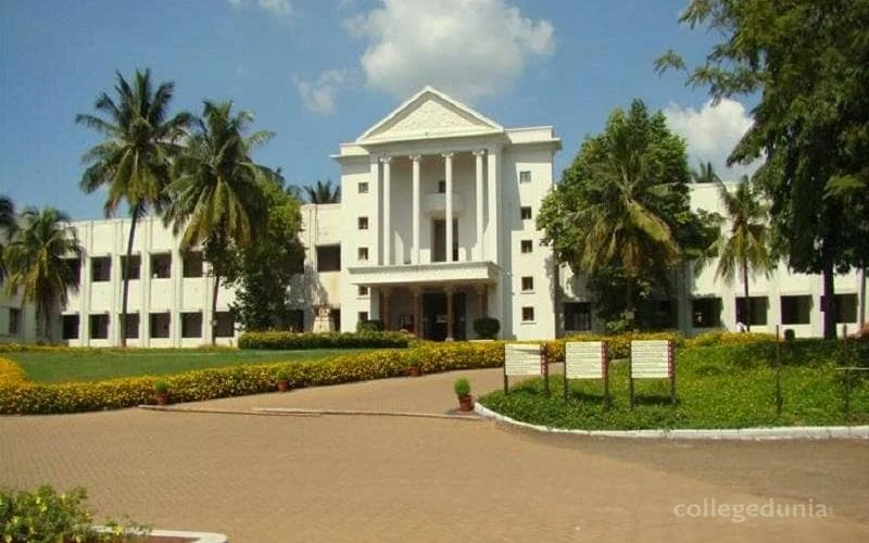 KLE Technological University campus