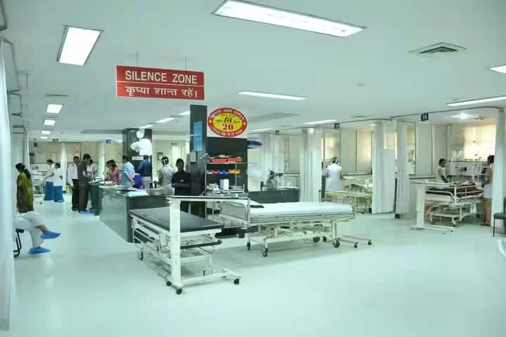 Maharaja Agrasen Medical College (MAMC) campus