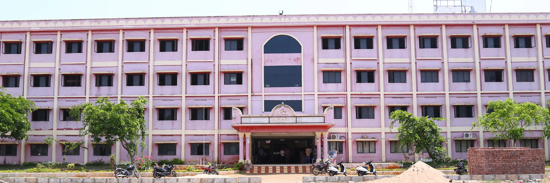 Nova Institute of Technology (NITE) campus