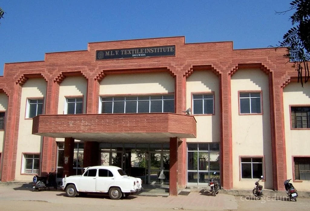 MLV Textile & Engineering College campus