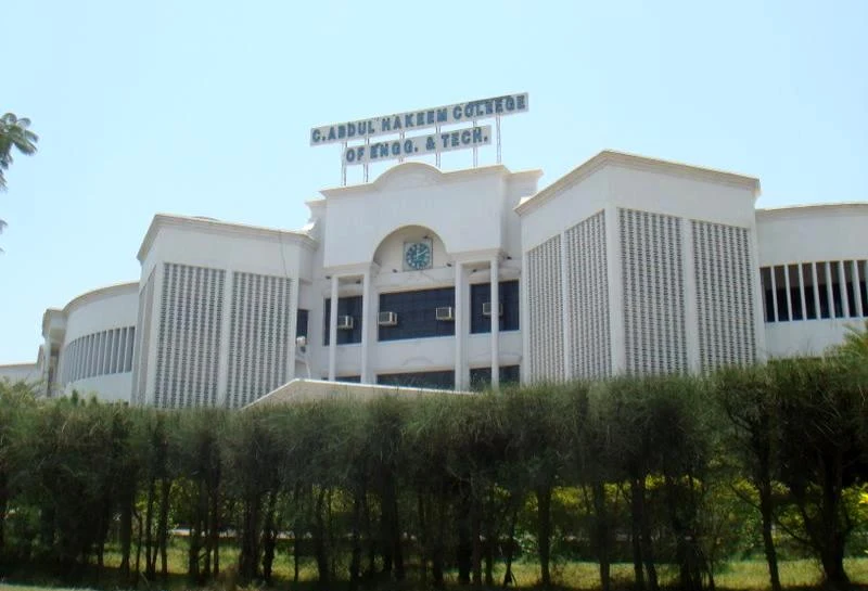 C Abdul Hakeem College of Engineering and Technology (CAHCET) campus