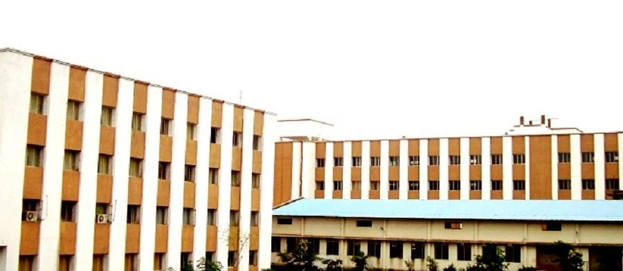 Abhinav Education Society's College of Pharmacy campus