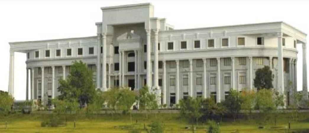 Priyadarshini Lokmanya Tilak Institute of Management Studies & Research campus