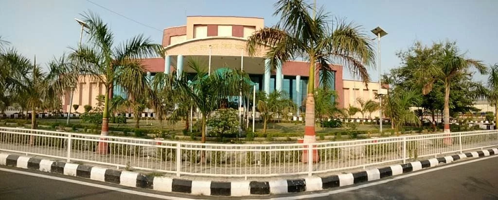 Babasaheb Bhimrao Ambedkar University, School for Legal Studies campus