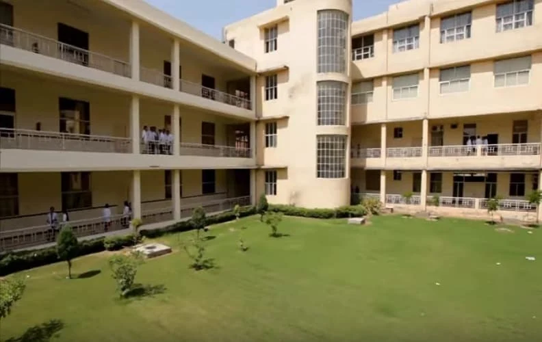 Maharishi Markandeshwar Institute of Medical Sciences & Research - (MMIMSR) campus