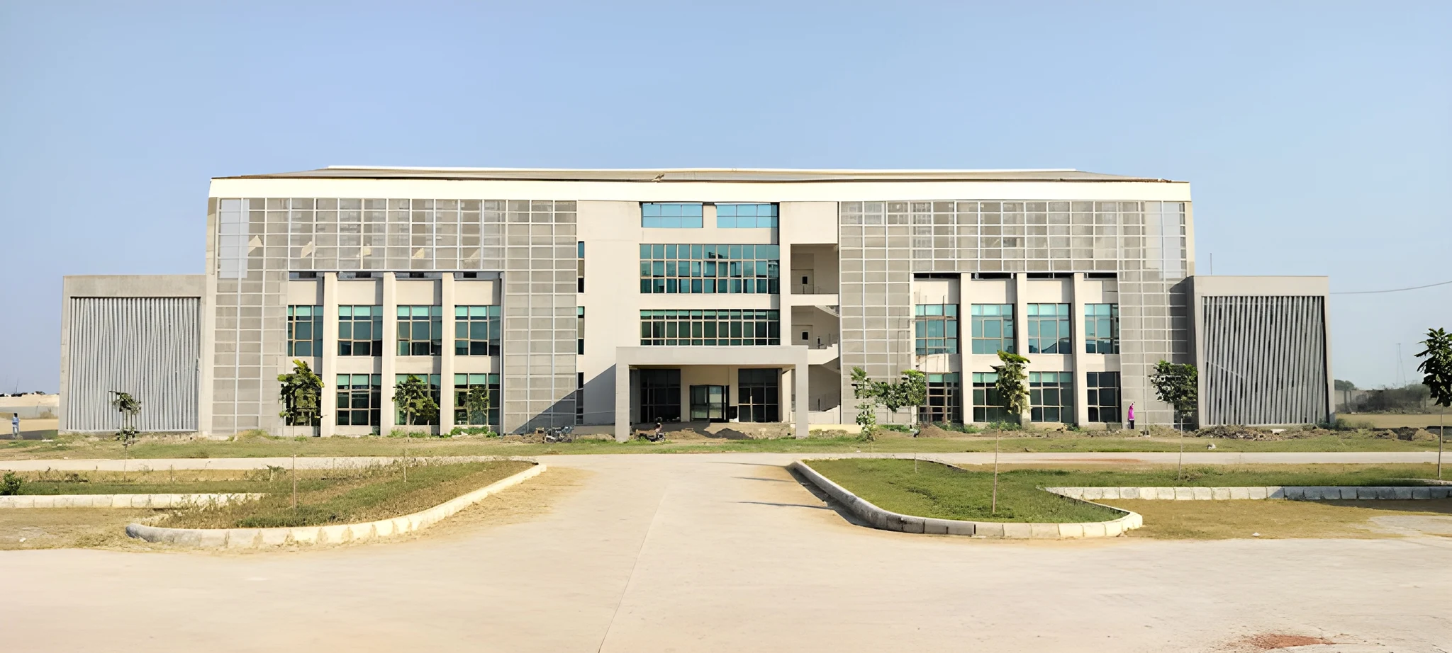 Shri Vishwakarma Skill University campus