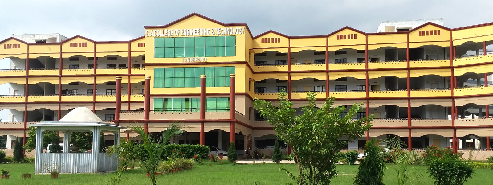 BA College of Engineering and Technology (BACET) campus