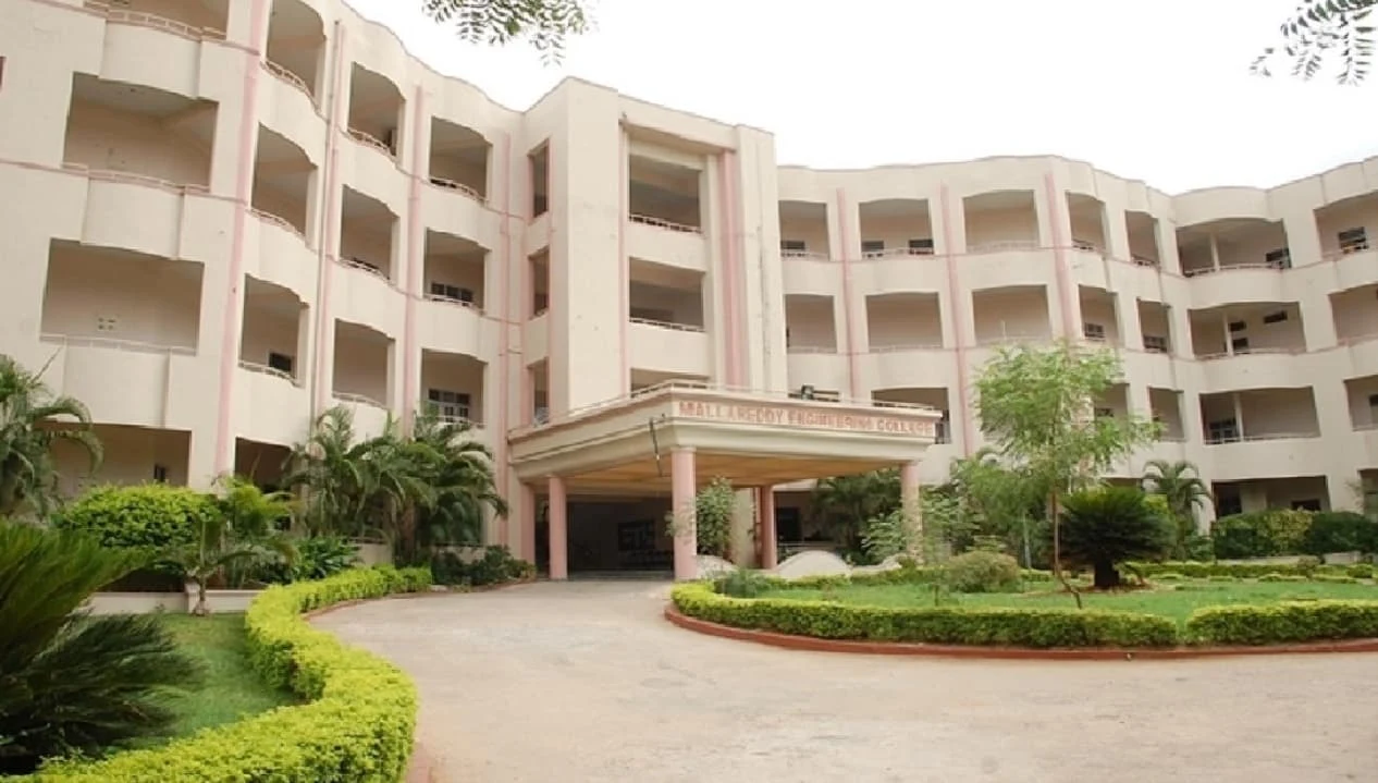Malla Reddy Engineering College (MREC) campus
