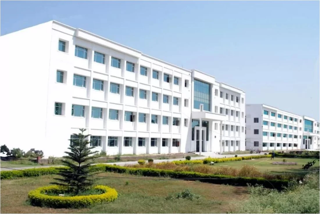 HP Government Dental College & Hospital campus