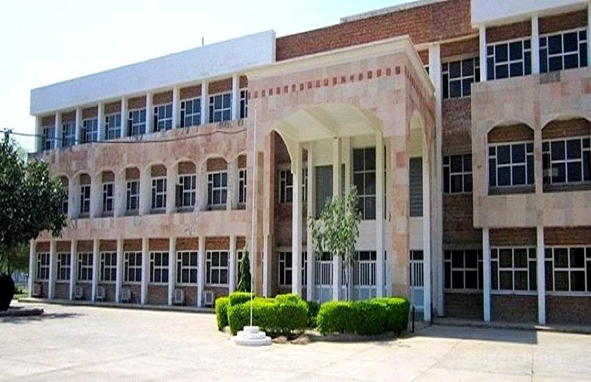 Jan Nayak Ch Devi Lal Memorial College of Engineering campus