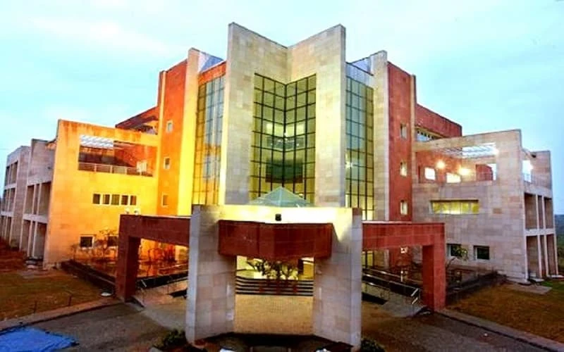 Anjuman-I-Islam's Allana Institute of Management Studies (AIAIMS) campus