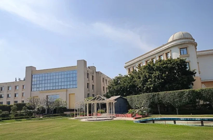 Rawal Institutions campus