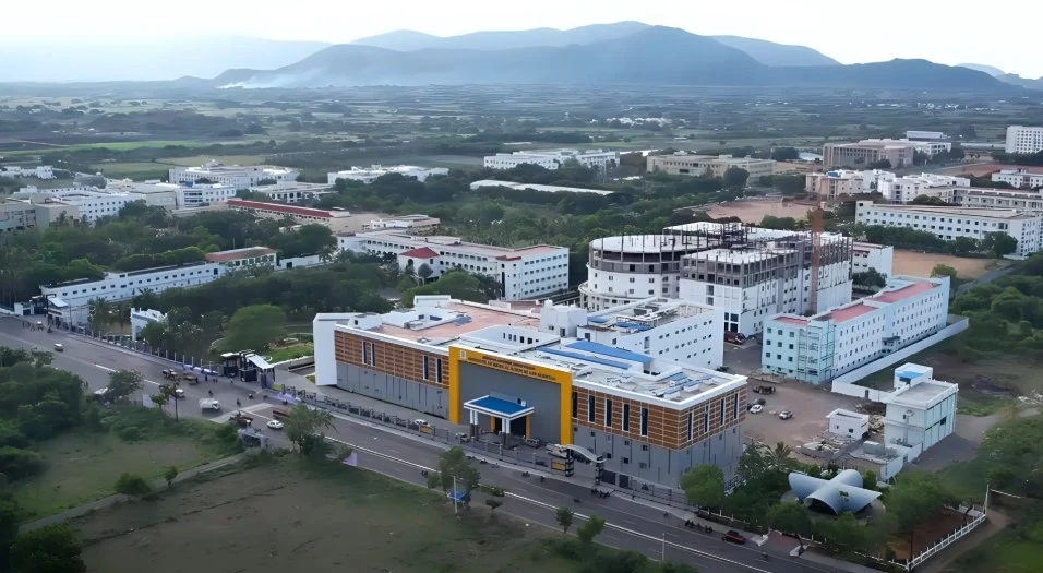 Dhanalakshmi Srinivasan College of Engineering (DSCE) campus
