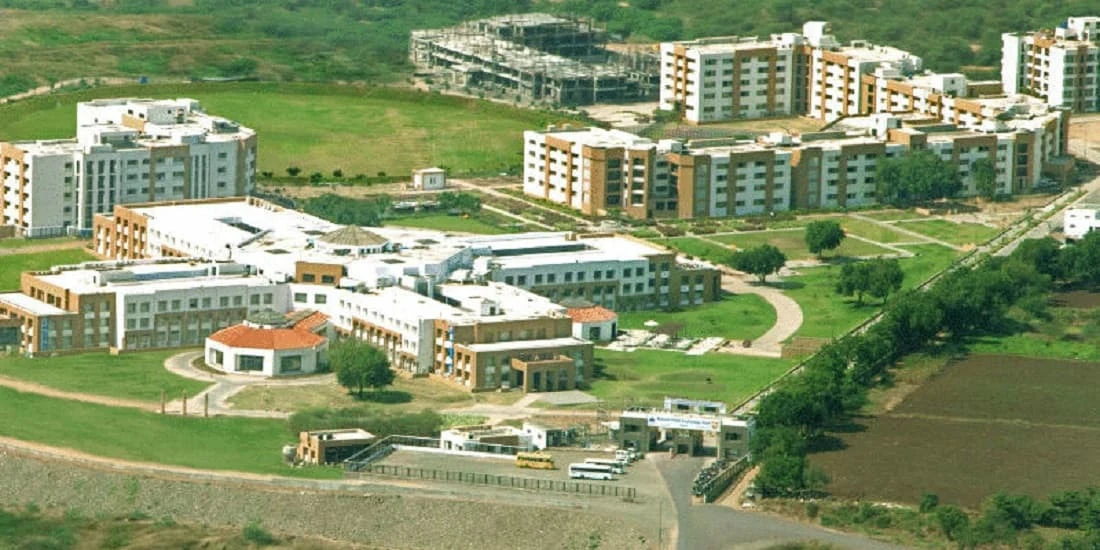SVKM's  Narsee Monjee Institute of Management Studies - (NMIMS University) campus