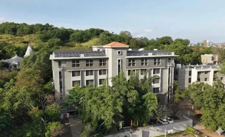 DES Pune University (DESPU) campus