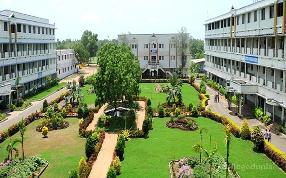 Swarnandhra College of Engineering and Technology campus