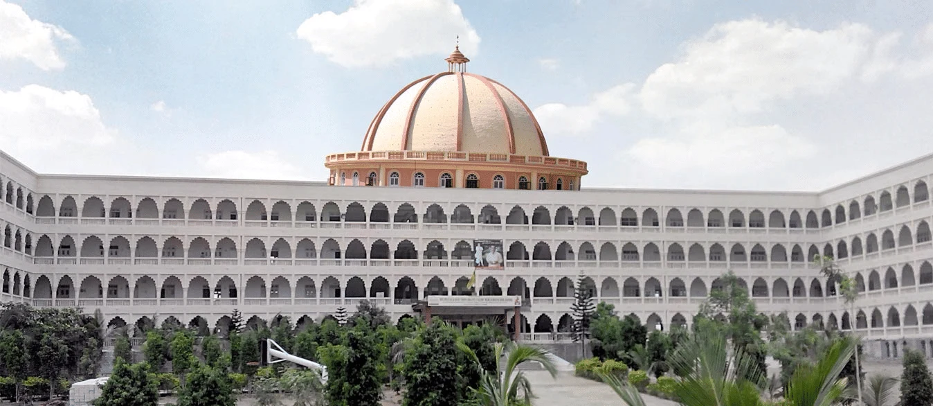 Maeer's MIT College of Railway Engineering and Research (MITCORER) campus