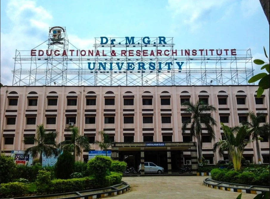 Dr. M.G.R. Educational and Research Institute campus