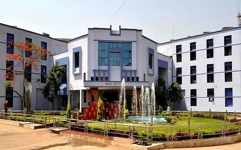 Chhattisgarh Dental College and Research Institute (CDCRI) campus