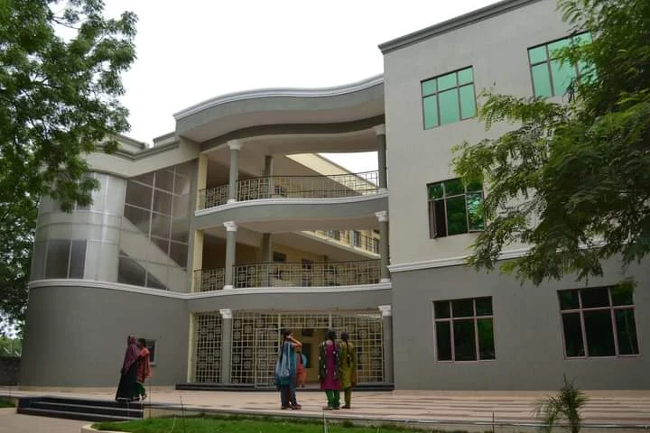Kandula Lakshumma Memorial College of Engineering for Women (KLMCEW) campus