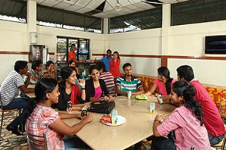 Rajagiri Centre for Business Studies (RCBS) campus