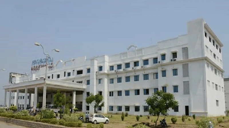 Santhiram Medical College & General Hospital campus