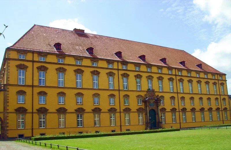 Osnabruck University cover