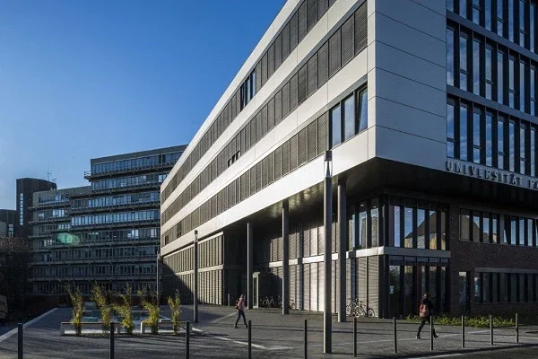 Paderborn University cover