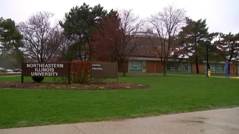 Northeastern Illinois University campus