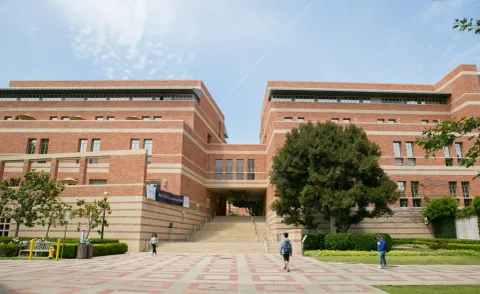 Anderson School of Management campus