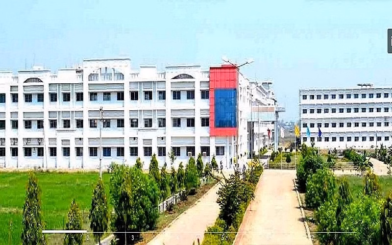 Bharti College (BIIT) cover photo 1