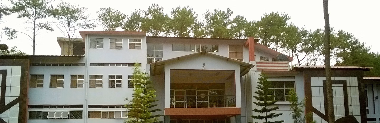 English and Foreign Languages University (EFLU) cover photo 1