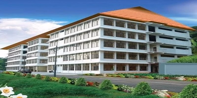 Christ College of Engineering (CCEIJK) Irinjalakuda cover photo 1