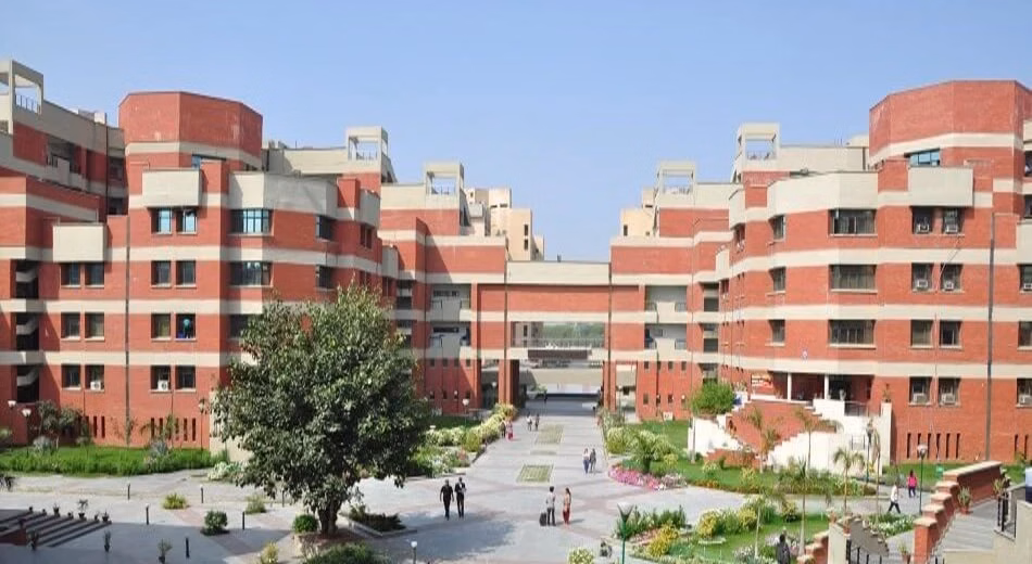 University School of Law and Legal Studies (USLLS) cover photo 1