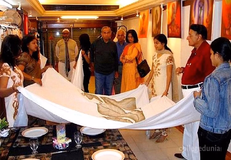 Gandhi Institute of Fashion and Textile (GIFT) cover photo 1