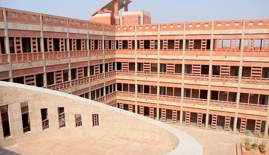State Institution of Film and Television cover photo 1