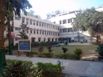 Guru Nanak Khalsa College of Arts, Science & Commerce campus gallery