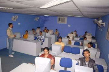 GS College of Commerce and Economics campus gallery