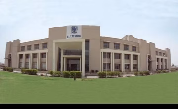 Institute of Information Technology and Management (IITM) campus photo