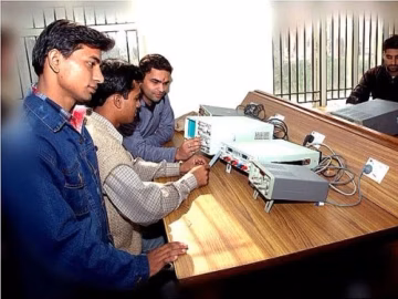 Chhatrapati Shahu Ji Maharaj University (CSJMU) campus gallery