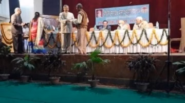 Chowdhary Mahadev Prasad Degree College (CMP College) campus gallery