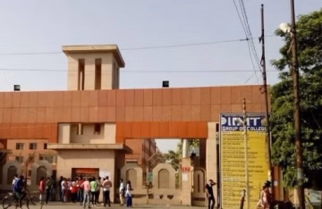 IIMT Law College campus gallery