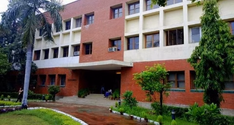 Delhi School of Economics, University of Delhi (DSE)
