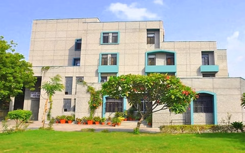 Institute of Hotel Management, Catering & Nutrition (IHM)