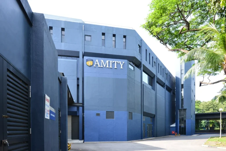 Amity Global Institue cover